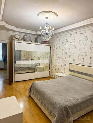 3 otaqlı Köhnə tikili, Neftçilər m., Bakı