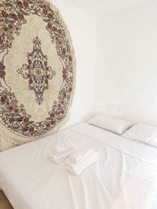 2 otaqlı Köhnə tikili, Sahil m., Bakı