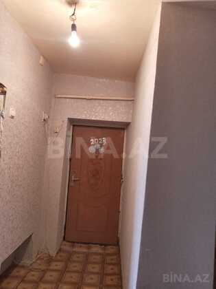 3 otaqlı Köhnə tikili, Elmlər Akademiyası m., Bakı