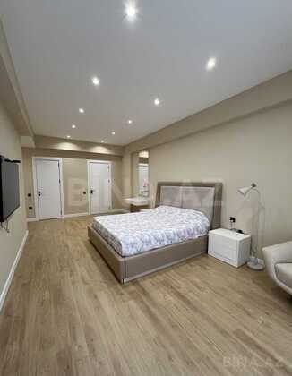 4 otaqlı Yeni tikili, Elmlər Akademiyası m., Bakı