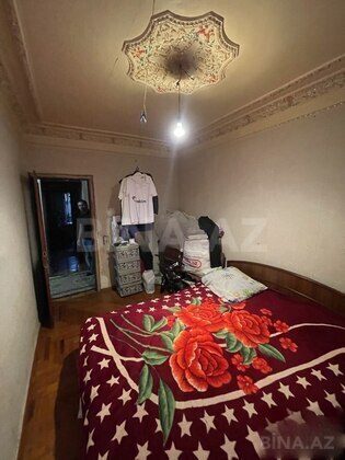 3 otaqlı Köhnə tikili, Xalqlar Dostluğu m., Bakı