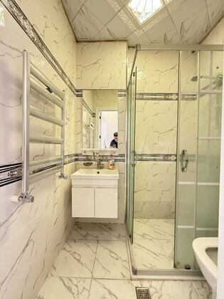 2 otaqlı Yeni tikili, Qara Qarayev m., Bakı
