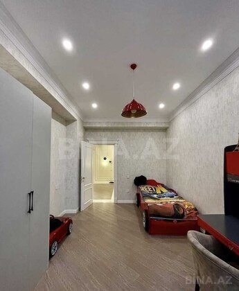 3 otaqlı Yeni tikili, İnşaatçılar m., Bakı