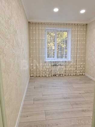 3 otaqlı Köhnə tikili, Bakıxanov q., Bakı
