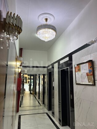 4 otaqlı Yeni tikili, Şah İsmayıl Xətai m., Bakı