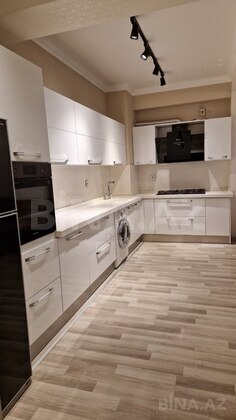 3 otaqlı Yeni tikili, 20 Yanvar m., Bakı