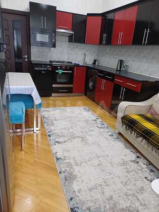 3 otaqlı Yeni tikili, Neftçilər m., Bakı