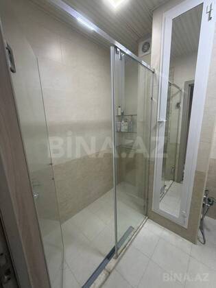 2 otaqlı Köhnə tikili, 8-ci mikrorayon q., Bakı
