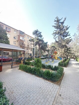 2 otaqlı Yeni tikili, 7-ci mikrorayon q., Bakı