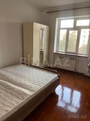 2 otaqlı Köhnə tikili, Həzi Aslanov m., Bakı