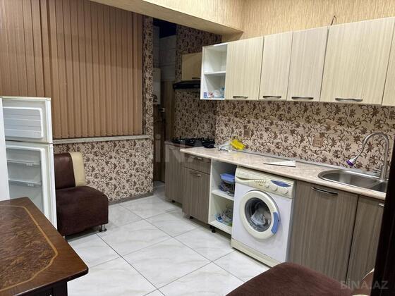 5 otaqlı Köhnə tikili, Xalqlar Dostluğu m., Bakı