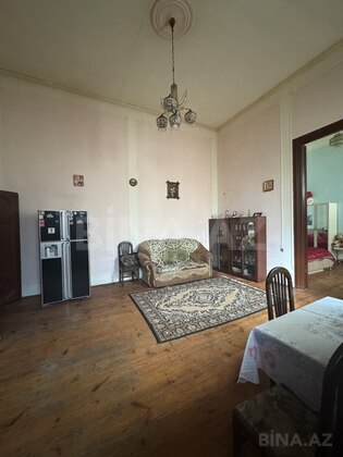 2 otaqlı Köhnə tikili, Sahil m., Bakı