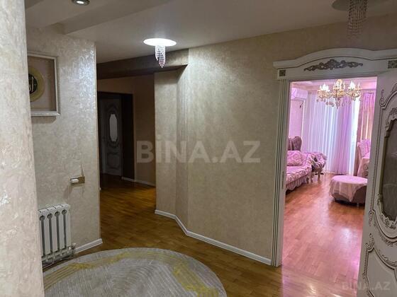3 otaqlı Yeni tikili, Bakıxanov q., Bakı