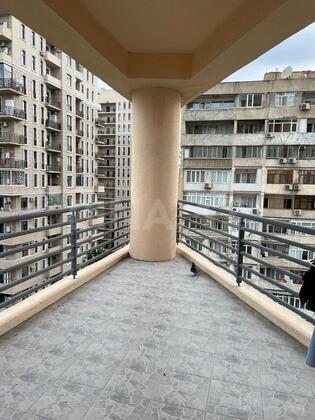 3 otaqlı Yeni tikili, 28 May m., Bakı