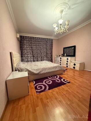 3 otaqlı Köhnə tikili, 28 May m., Bakı