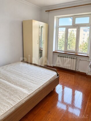 2 otaqlı Köhnə tikili, Həzi Aslanov m., Bakı