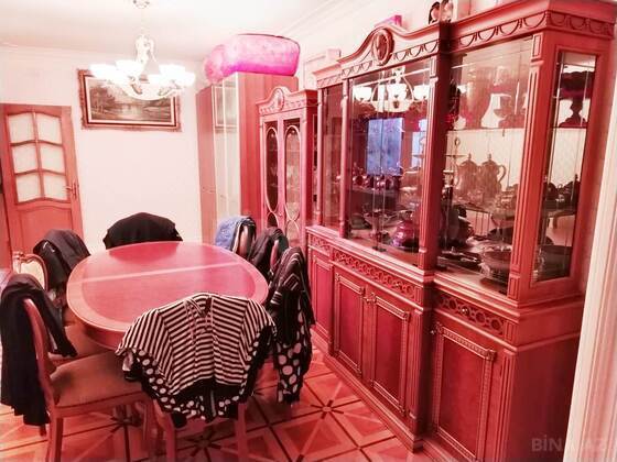 5 otaqlı Köhnə tikili, Azadlıq Prospekti m., Bakı