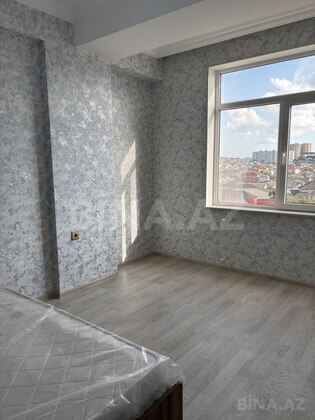 3 otaqlı Yeni tikili, Xırdalan
