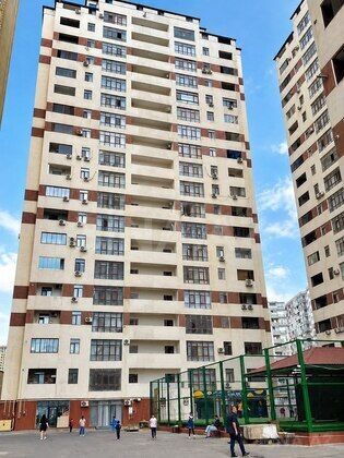 3 otaqlı Yeni tikili, İnşaatçılar m., Bakı