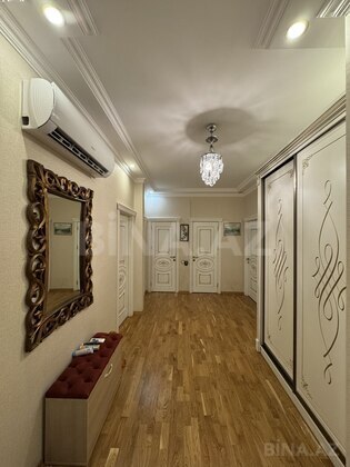 3 otaqlı Yeni tikili, Qara Qarayev m., Bakı