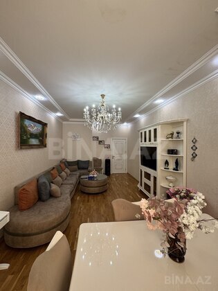 3 otaqlı Yeni tikili, Qara Qarayev m., Bakı