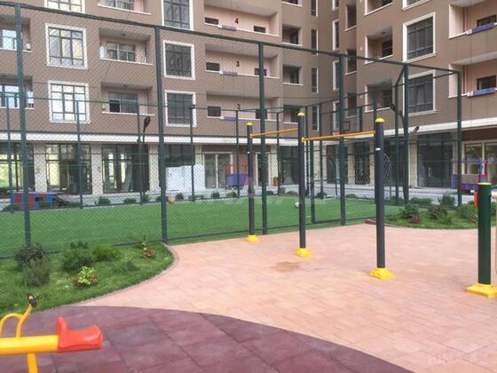 3 otaqlı Yeni tikili, İnşaatçılar m., Bakı