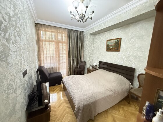 3 otaqlı Yeni tikili, 28 May m., Bakı