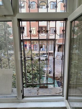 2 otaqlı Köhnə tikili, Memar Əcəmi m., Bakı