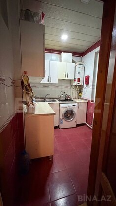 2 otaqlı Köhnə tikili, Memar Əcəmi m., Bakı