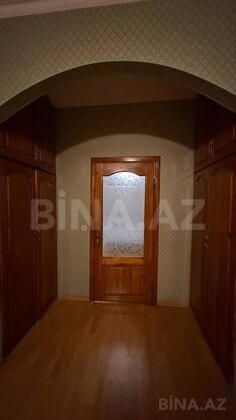 2 otaqlı Köhnə tikili, Memar Əcəmi m., Bakı
