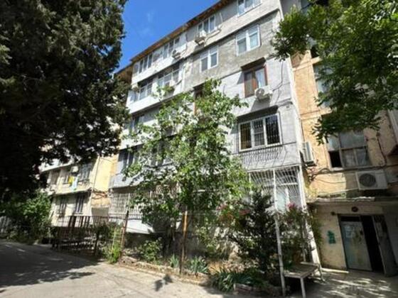 2 otaqlı Köhnə tikili, Azadlıq Prospekti m., Bakı
