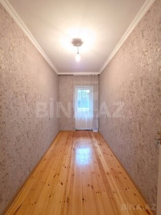 2 otaqlı Köhnə tikili, Bakıxanov q., Bakı