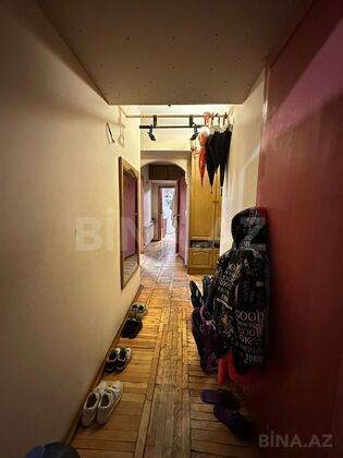 3 otaqlı Köhnə tikili, 28 May m., Bakı