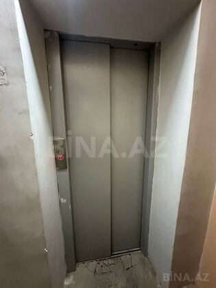 3 otaqlı Köhnə tikili, 28 May m., Bakı