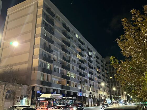 3 otaqlı Köhnə tikili, 28 May m., Bakı