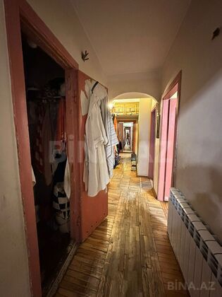 3 otaqlı Köhnə tikili, 28 May m., Bakı