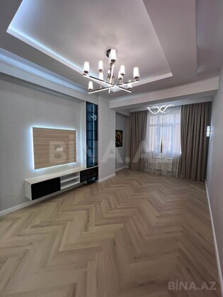 3 otaqlı Yeni tikili, Qara Qarayev m., Bakı