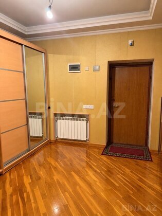 3 otaqlı Yeni tikili, Azadlıq Prospekti m., Bakı