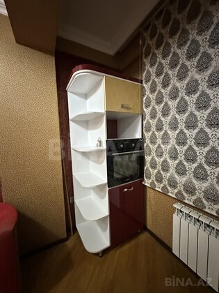 3 otaqlı Yeni tikili, Xırdalan
