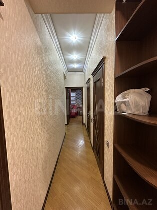 3 otaqlı Yeni tikili, Xırdalan