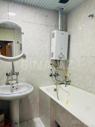 3 otaqlı Köhnə tikili, Əhmədli m., Bakı