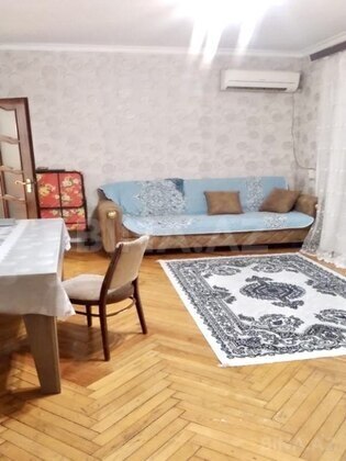 2 otaqlı Köhnə tikili, Nəriman Nərimanov m., Bakı