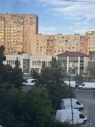 2 otaqlı Köhnə tikili, Qara Qarayev m., Bakı