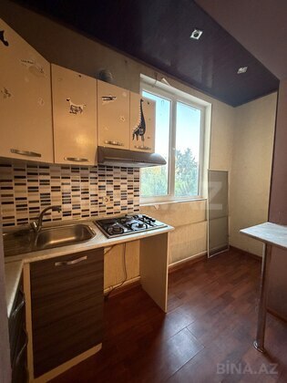 2 otaqlı Köhnə tikili, Neftçilər m., Bakı
