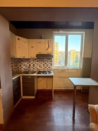 2 otaqlı Köhnə tikili, Neftçilər m., Bakı