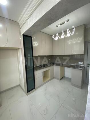 2 otaqlı Köhnə tikili, Bakıxanov q., Bakı