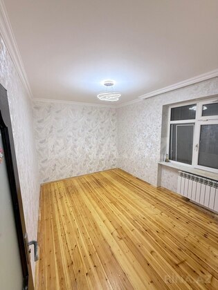2 otaqlı Köhnə tikili, Əhmədli m., Bakı