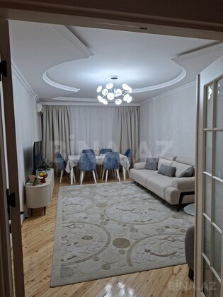 3 otaqlı Yeni tikili, İnşaatçılar m., Bakı