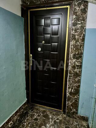 3 otaqlı Köhnə tikili, Bakıxanov q., Bakı
