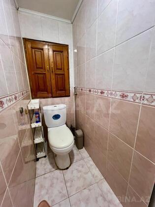 3 otaqlı Köhnə tikili, Bakıxanov q., Bakı